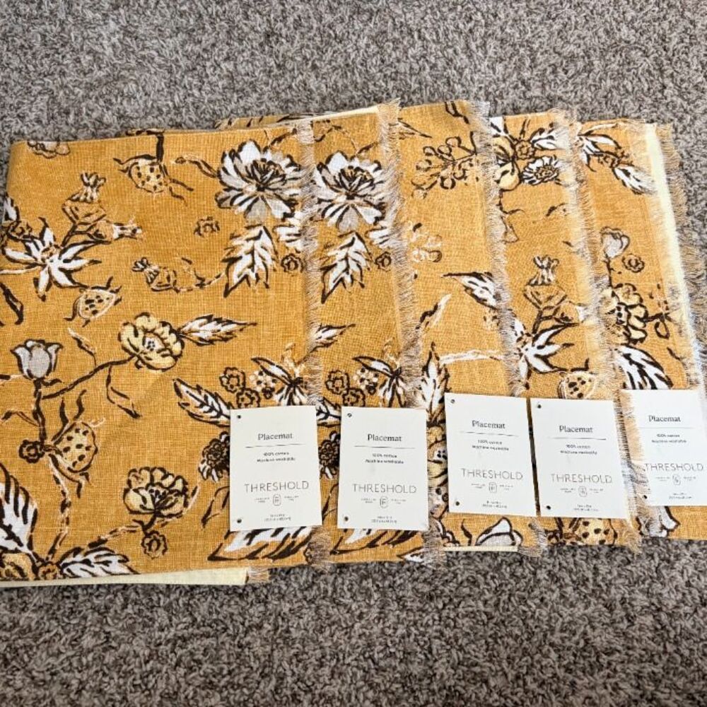 Threshold 100 Percent Cotton Set of 4 Placemats 14x19 Inch Floral Mustard Yellow